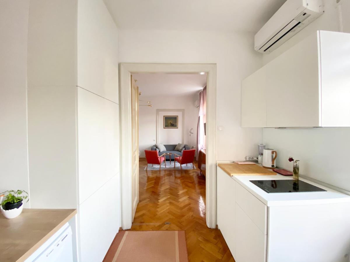Bright Apartment 45M2 - Free Parking - Wifi Рийека Екстериор снимка