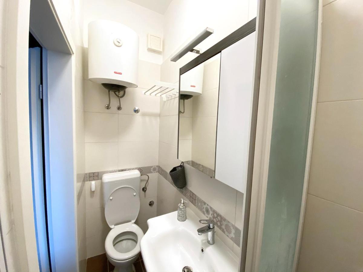 Bright Apartment 45M2 - Free Parking - Wifi Рийека Екстериор снимка