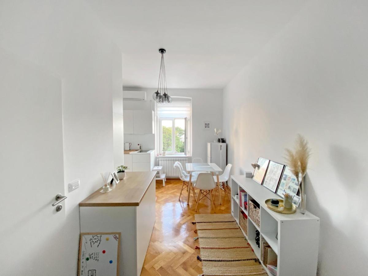 Bright Apartment 45M2 - Free Parking - Wifi Рийека Екстериор снимка